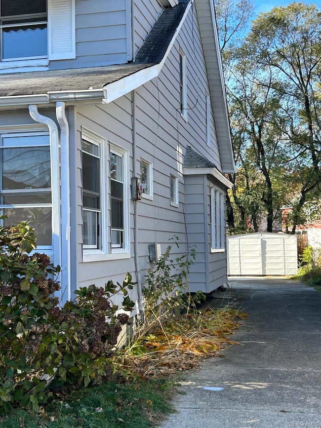 119-60 177th St, Jamaica, NY 11434 - photo 3