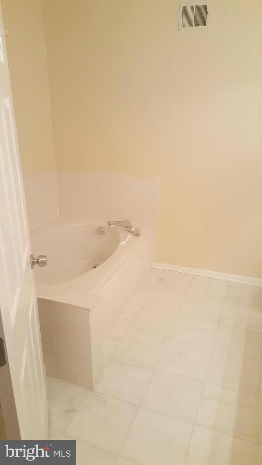 10650 Winfield Loop, Manassas, VA 20109 - photo 5
