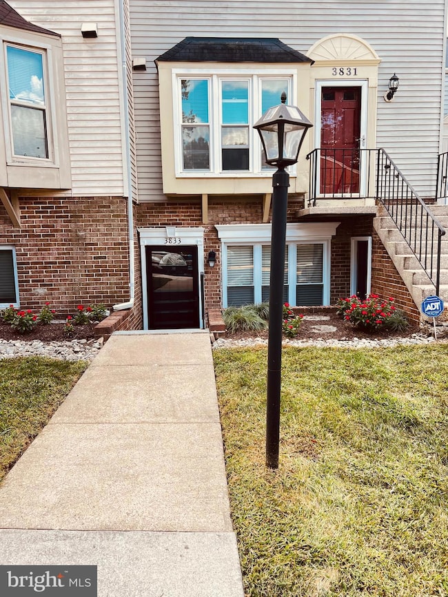 3833 Lansdale Ct, Burtonsville, MD 20866 - photo 2