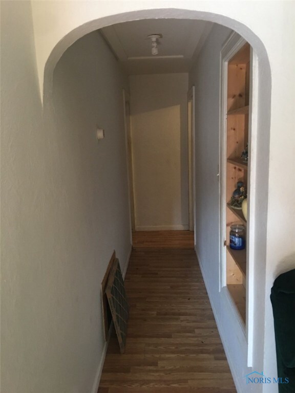 1915 Fairfax Rd, Toledo, OH 43613 - photo 3