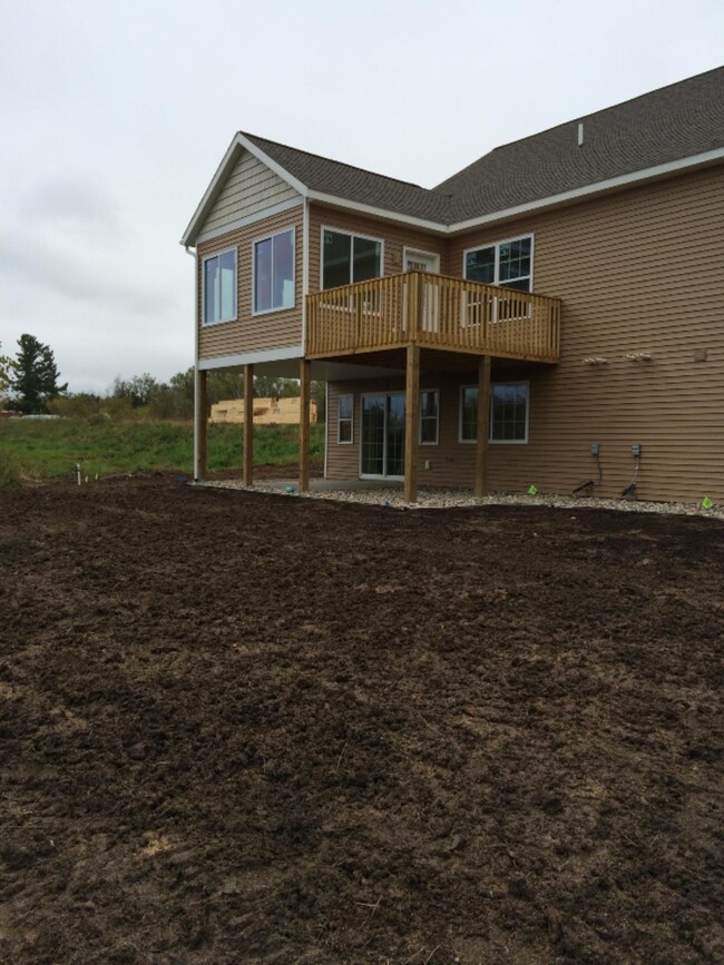 10120 Actual rear deck yard