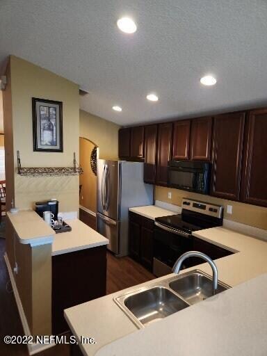 2407 Eisner Dr, Jacksonville, FL 32218 - photo 7