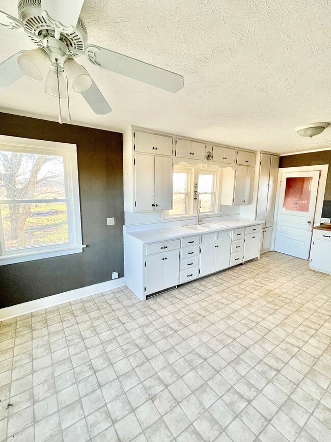 750 New Winchester Center Rd, Bucyrus, OH 44820 - photo 3