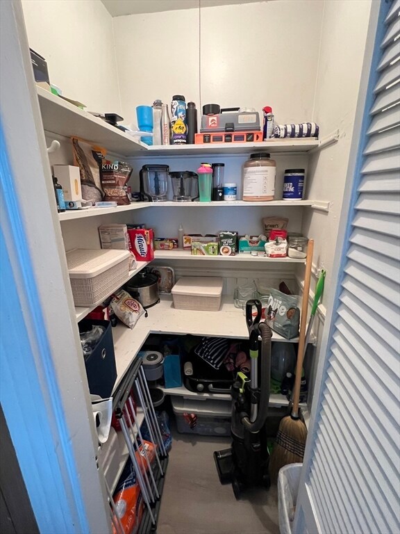 49 Middle St unit 3, Boston, MA 02127 - photo 3