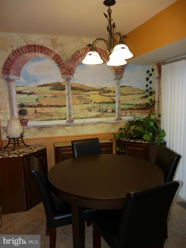 11508 Aldburg Way, Germantown, MD 20876 - photo 6