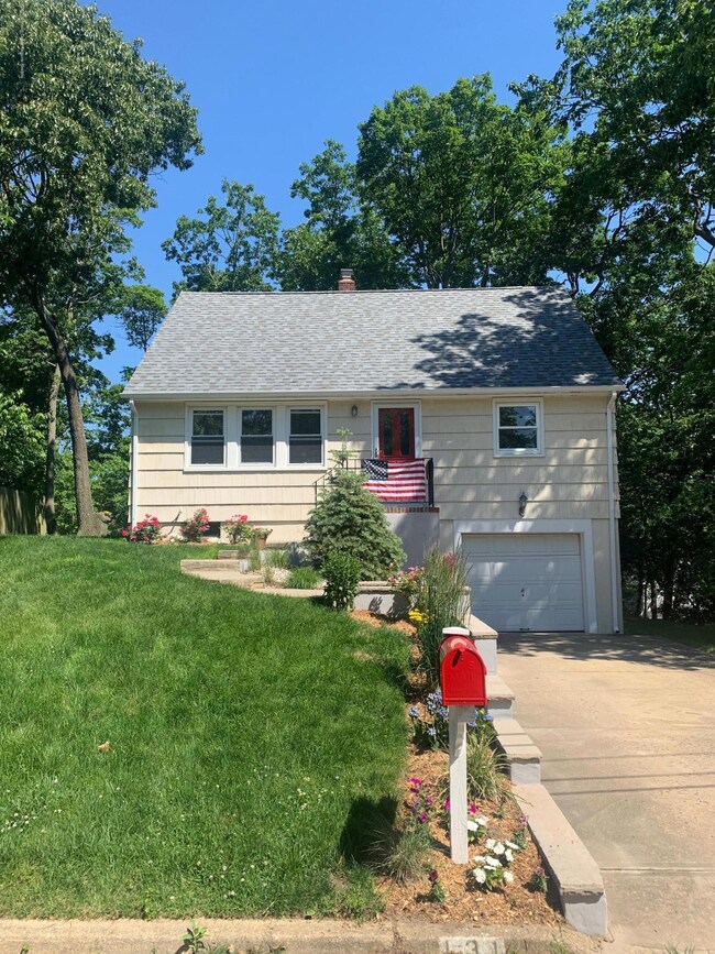 131 Overlook Dr, Neptune, NJ 07753 - photo 2