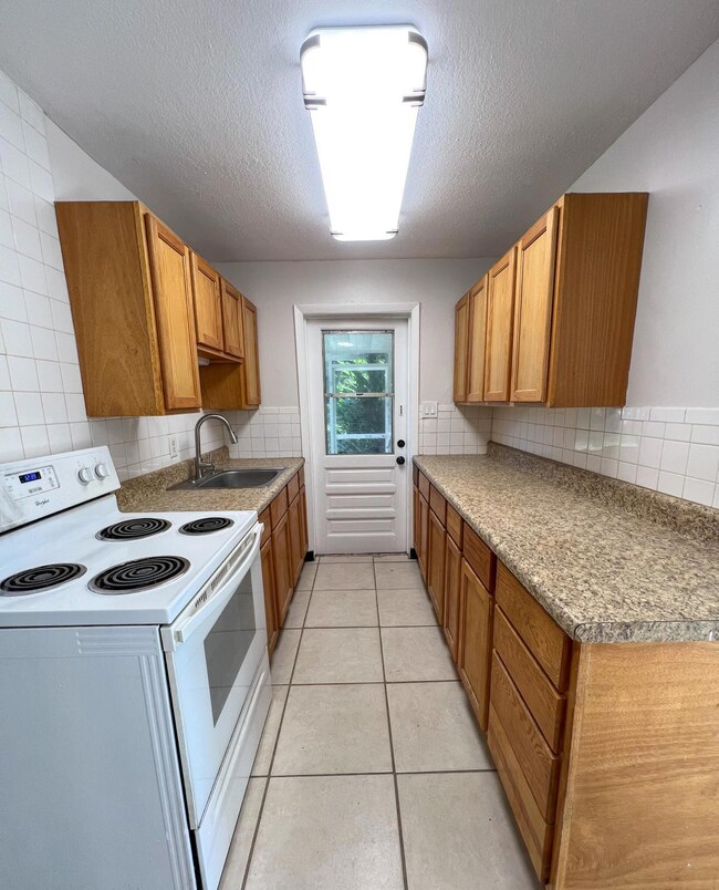 2518 Palmetto Dr unit A, Cocoa, FL 32926 - photo 5