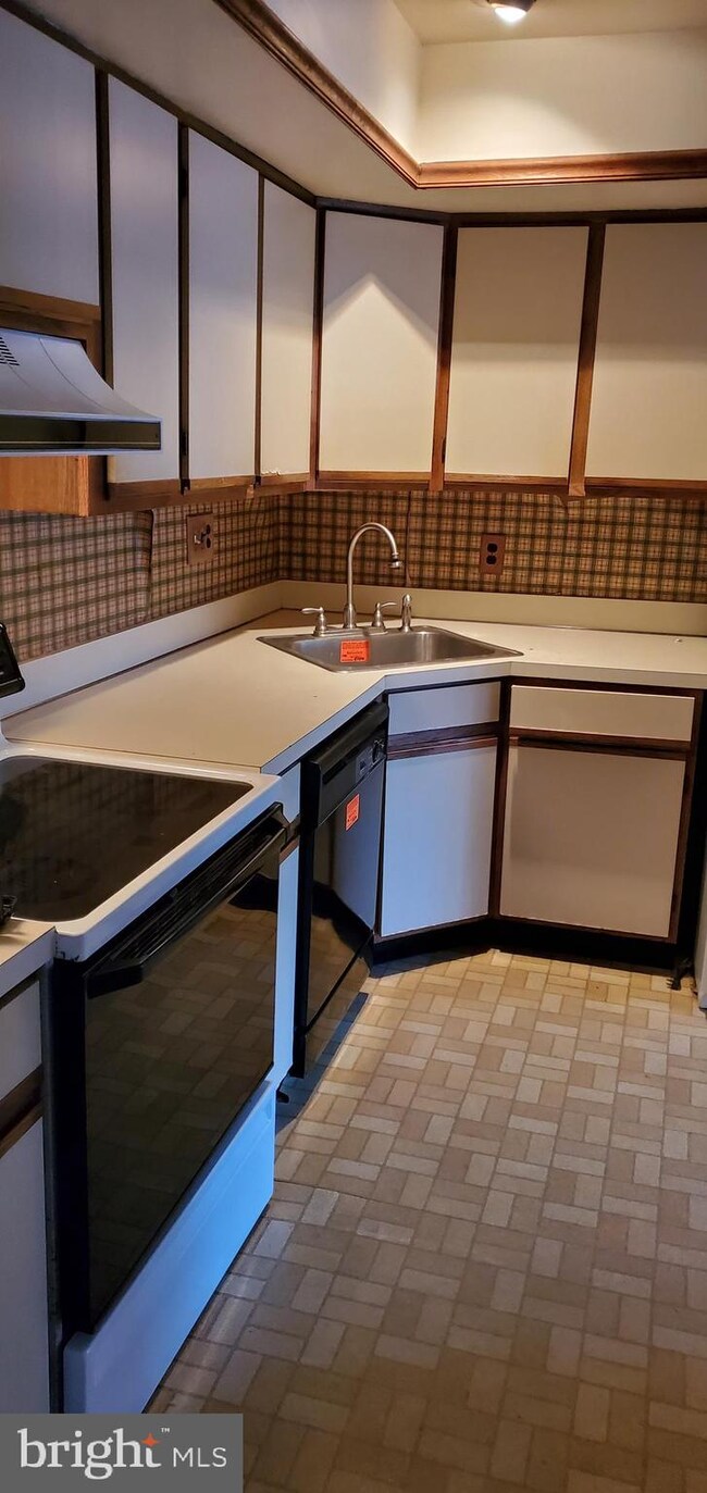 217 East Ct unit 217, Wilmington, DE 19810 - photo 4