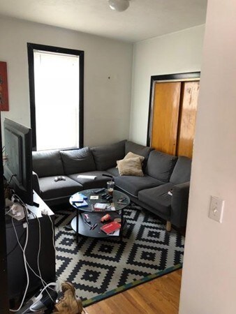 7 Margaret St unit 8, Boston, MA 02113 - photo 4