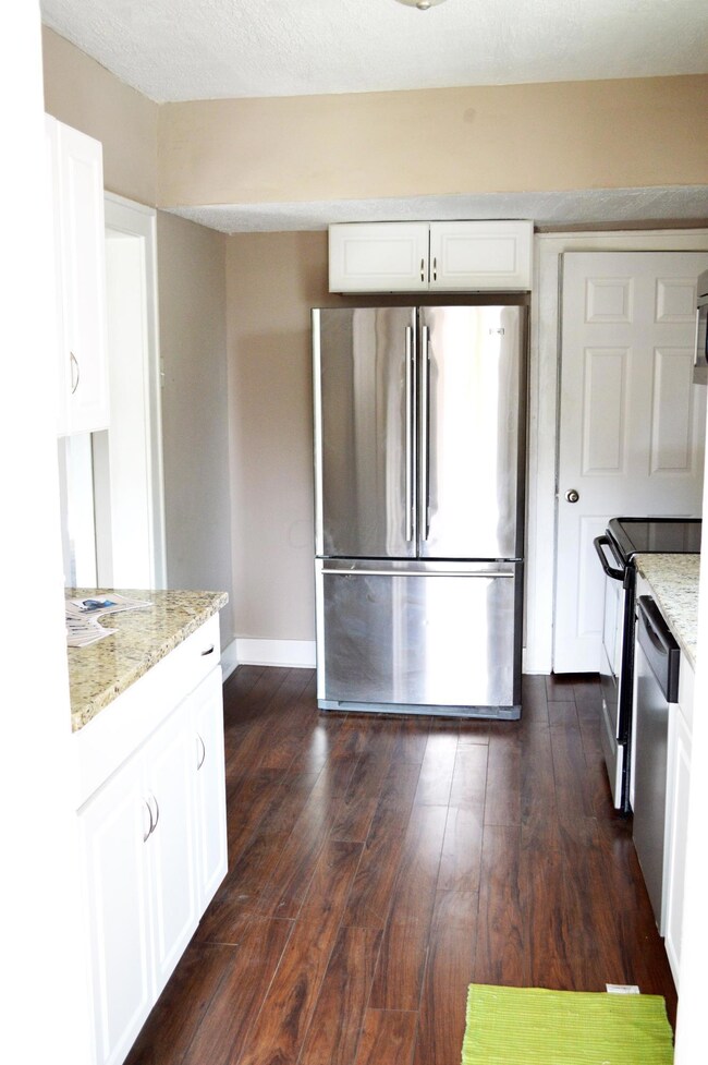 Sheldon Kitchen2