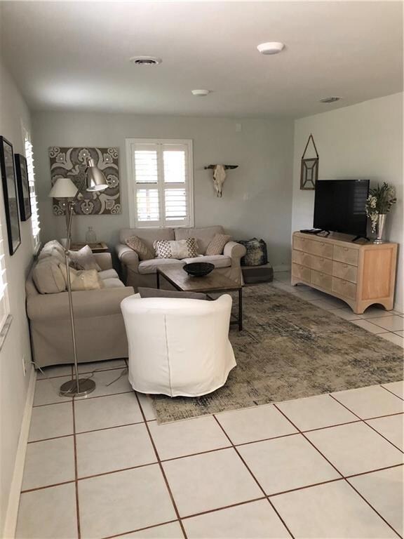 530 36th St, West Palm Beach, FL 33407 - photo 4