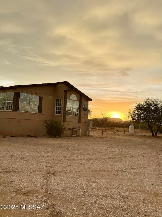 8400 Howling Coyote Trail, Tucson, AZ 85735 - photo 2
