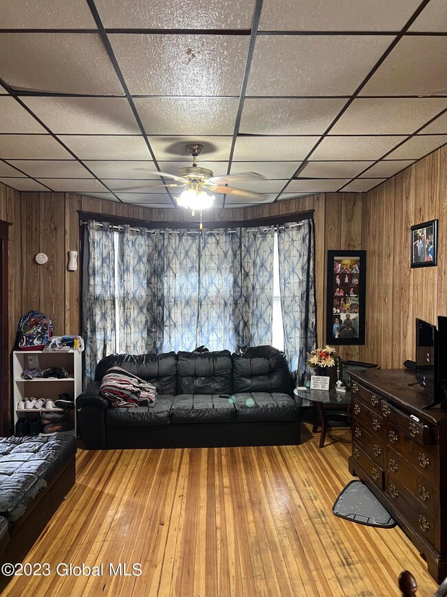 3 112th St, Troy, NY 12182 - photo 2