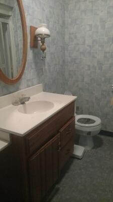 Full bath on second floor