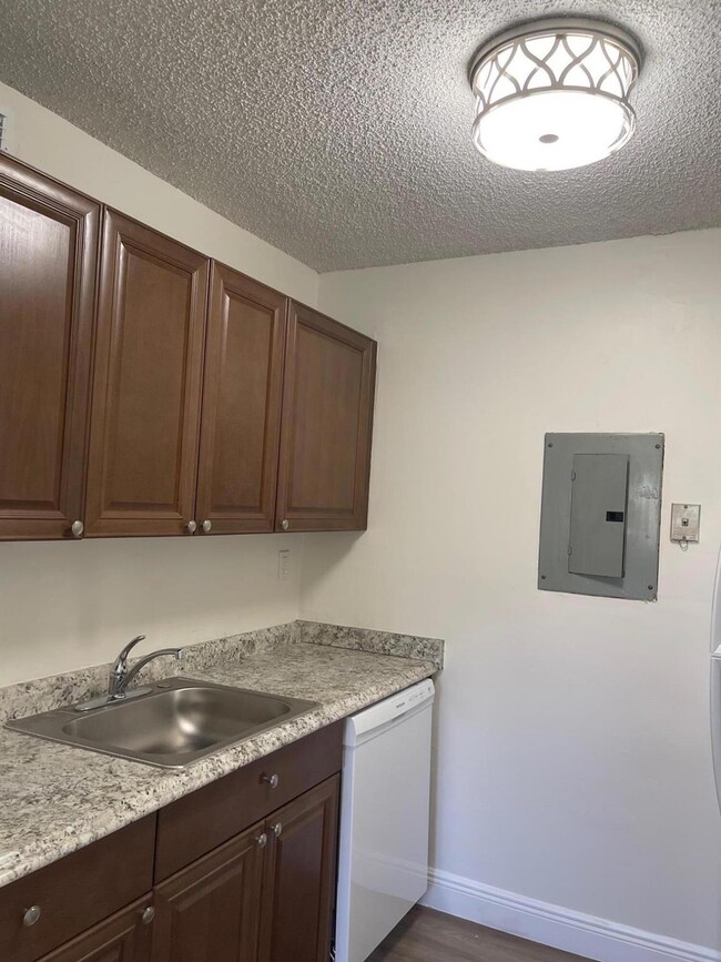 1089 N Benoist Farms Rd unit 207, West Palm Beach, FL 33411 - photo 5