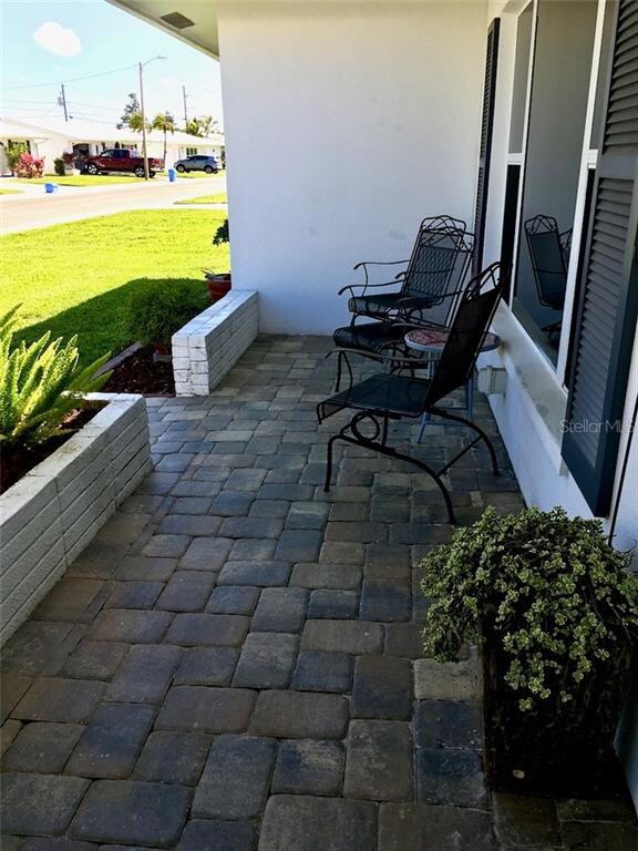 Front porch area