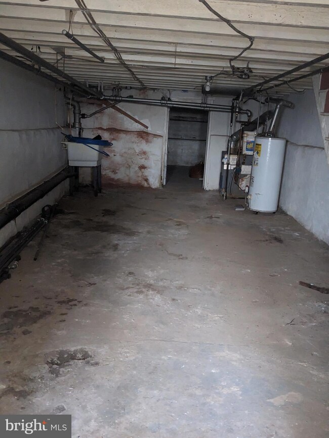 1248 Carl Miller Blvd, Camden, NJ 08104 - photo 7