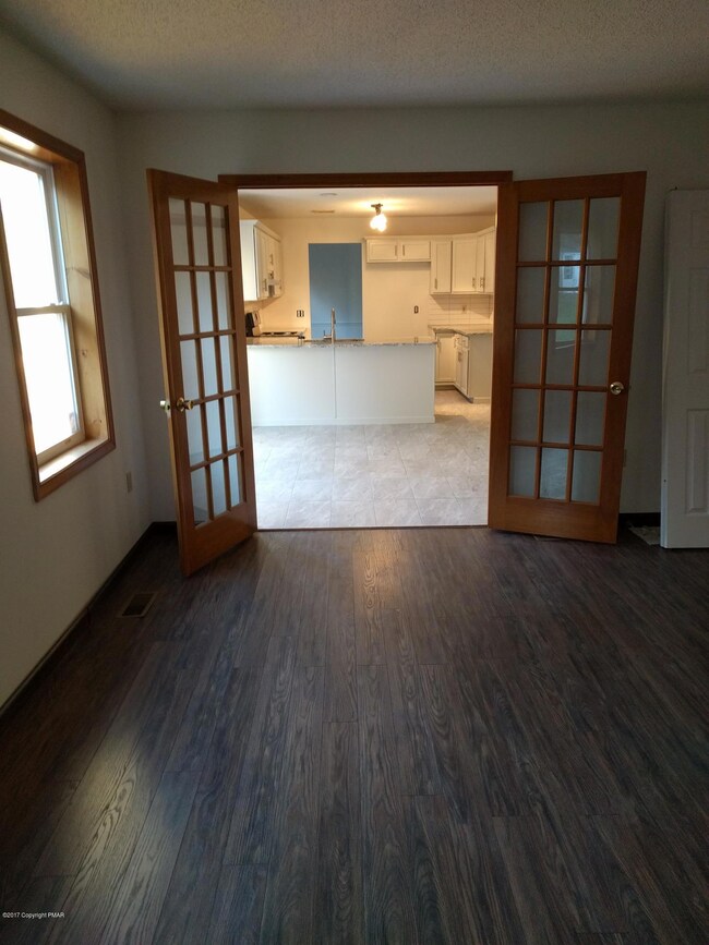 710 Avenue C, Stroudsburg, PA 18360 - photo 7