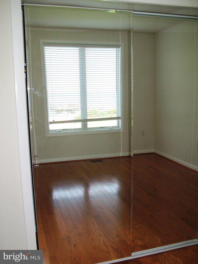 1303 Rogers Rd unit 7, Annapolis, MD 21409 - photo 3