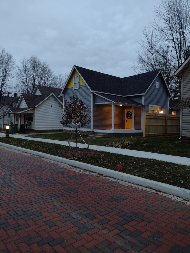 449 Yandes St, Franklin, IN 46131 - photo 7