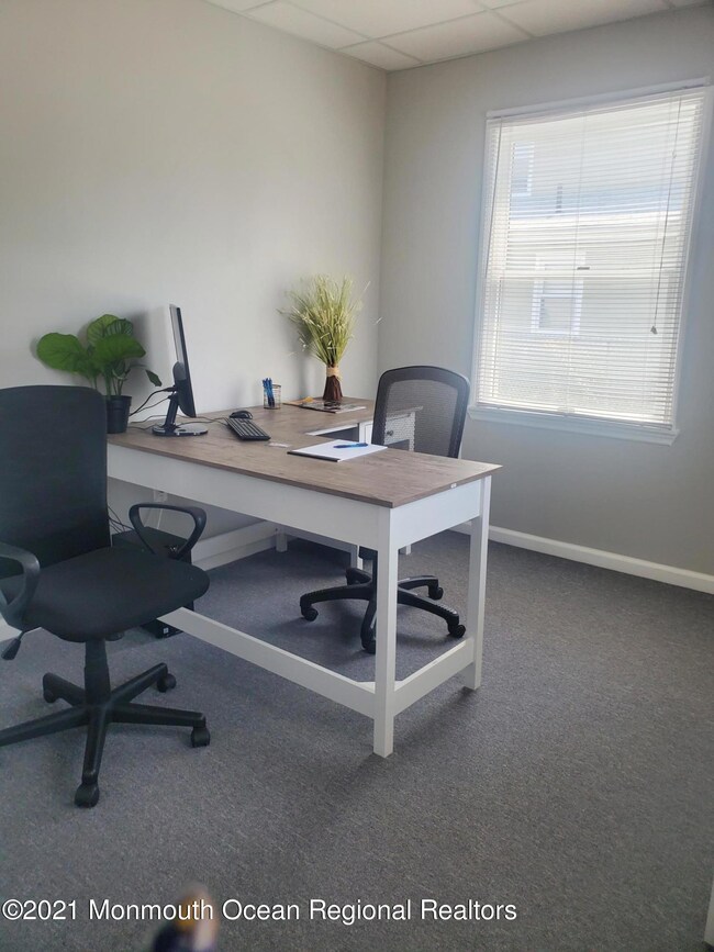 Back Office