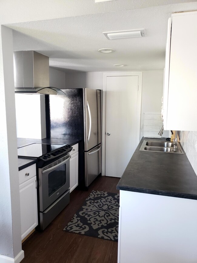 Photo- Kitchen1