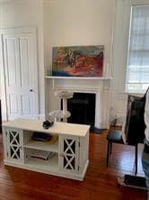 Front room fireplace mantle