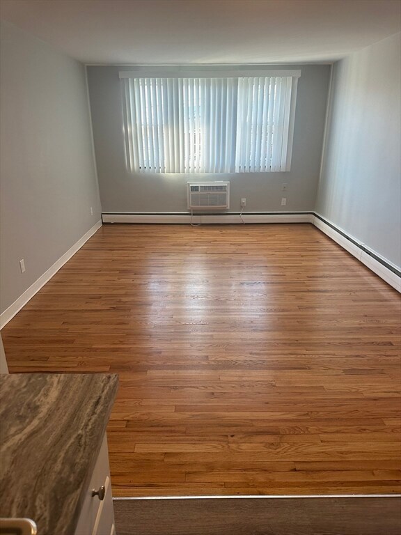 39 Carey Ave unit 5, Watertown, MA 02472 - photo 3