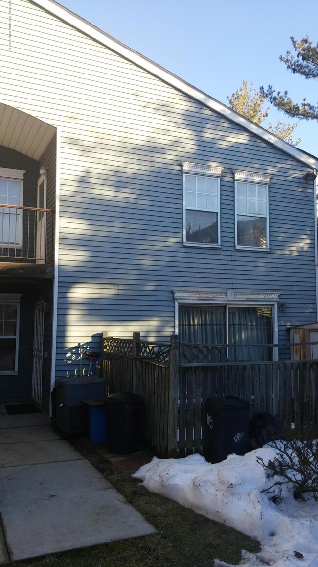 36b pond way - 2