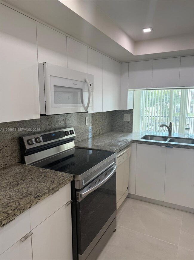 9401 SW 4th St unit 308, Miami, FL 33174 - photo 4
