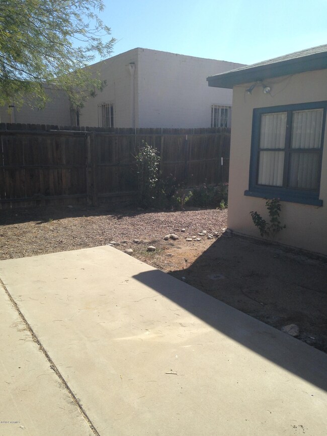 1915 E 8th St unit 1, Tucson, AZ 85719 - photo 4