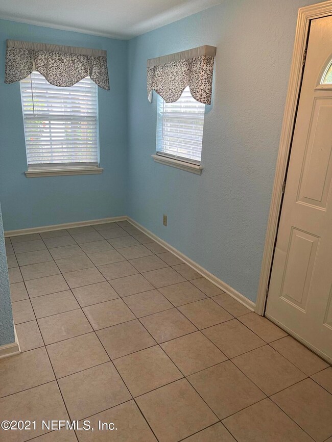 1174 Woodruff Ave, Jacksonville, FL 32205 - photo 3