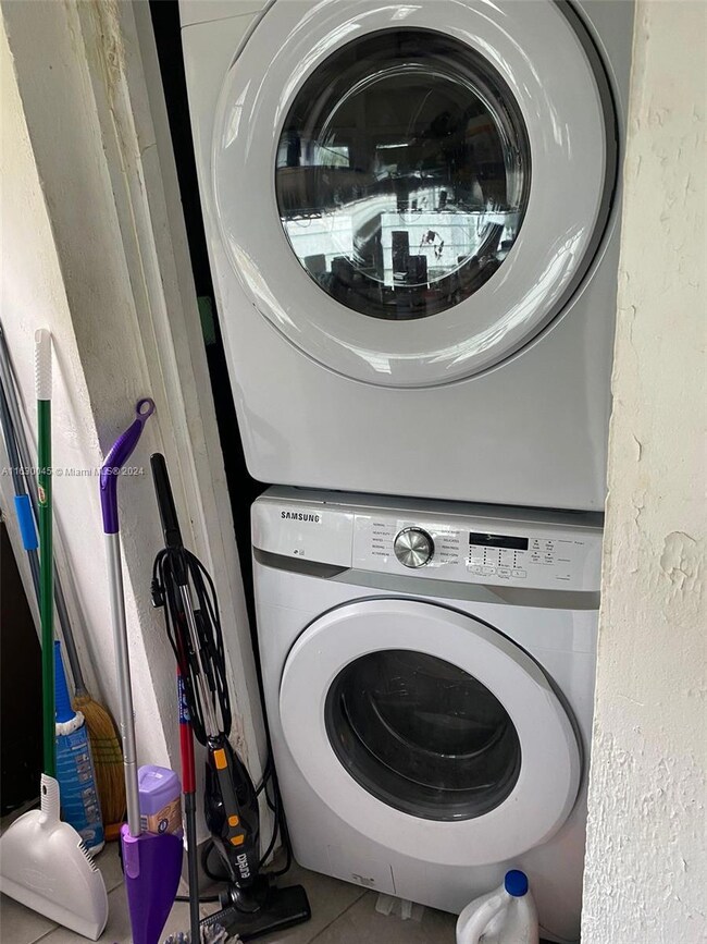 2100 Service Rd, Opa Locka, FL 33054 - photo 7