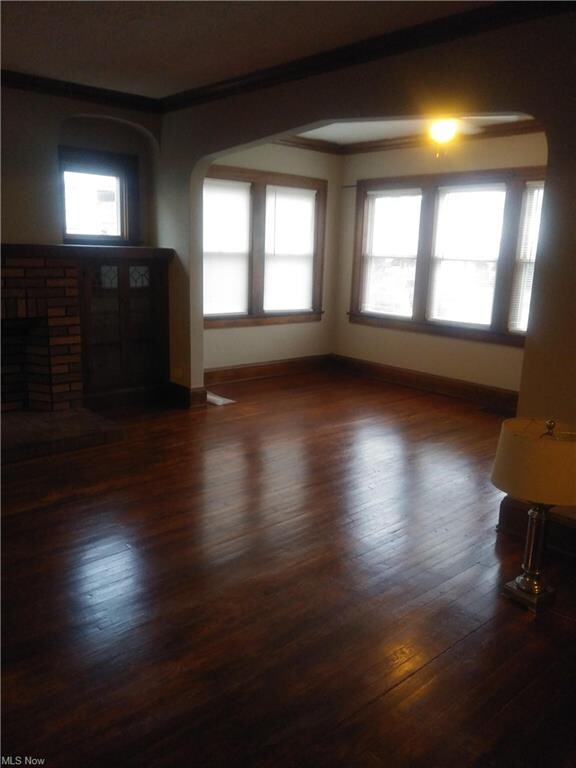 An enclosed porch where you can 