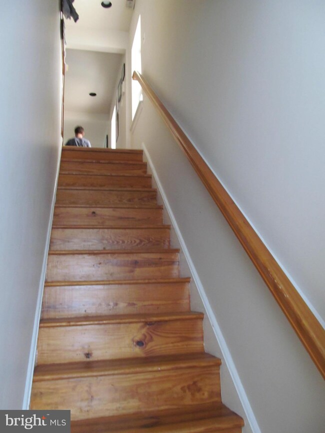 32 W Montgomery St unit A, Baltimore, MD 21230 - photo 3