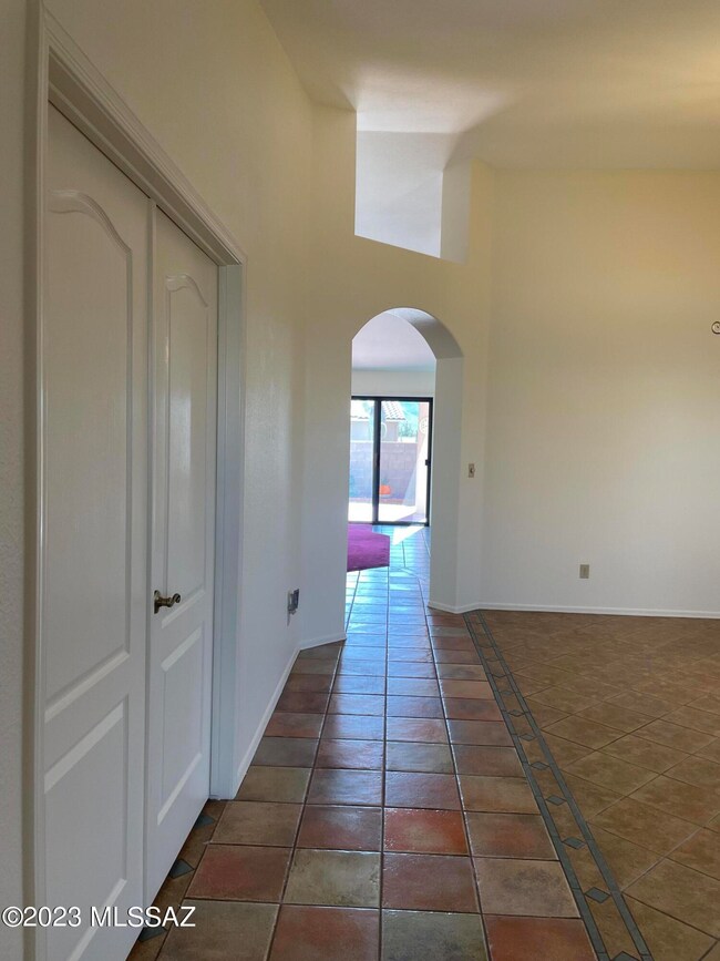 Entry and hallway to greatroom