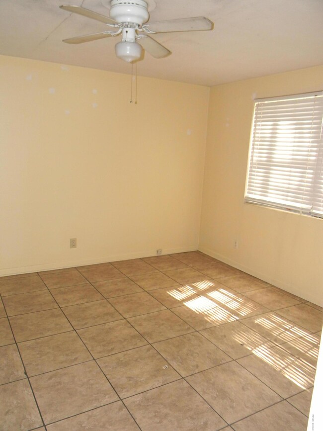 2880 Downing St, Jacksonville, FL 32205 - photo 4