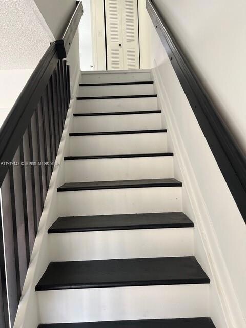 631 NW 82nd Ave unit 220, Miami, FL 33126 - photo 5