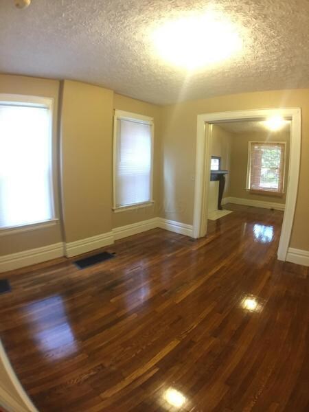 397 living-room-169