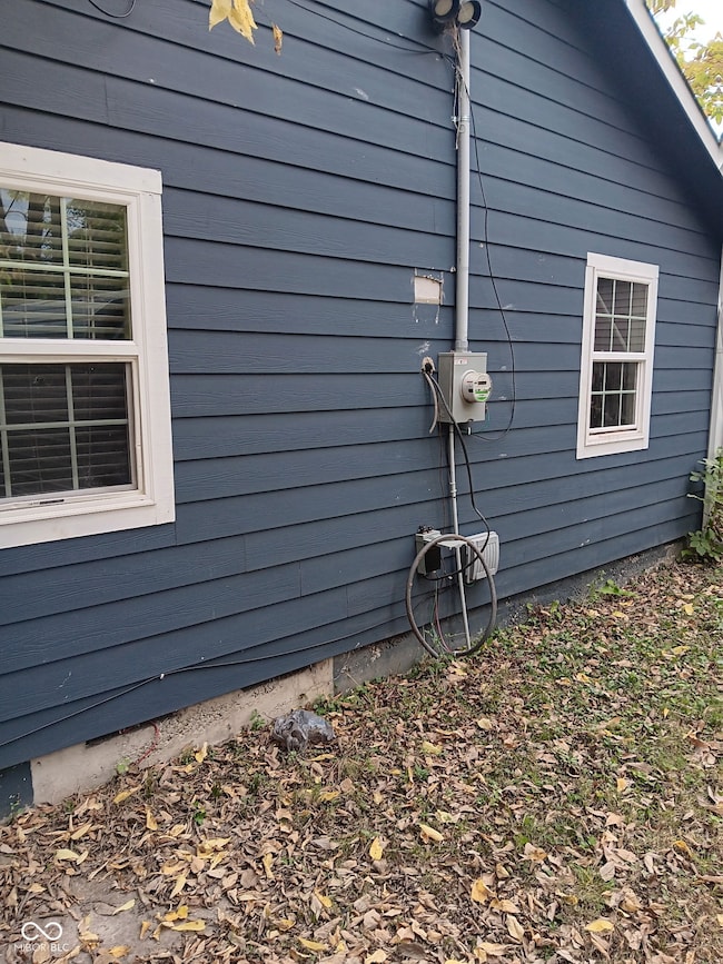 2874 Stuart St, Indianapolis, IN 46218 - photo 3