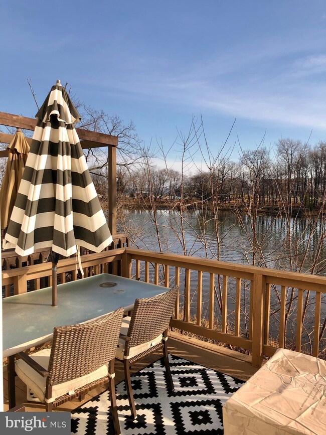 1350 Cox Cove Ct, Stoney Beach, MD 21226 - photo 3