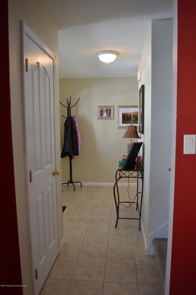 322 Sanko Dr, Olyphant, PA 18447 - photo 3