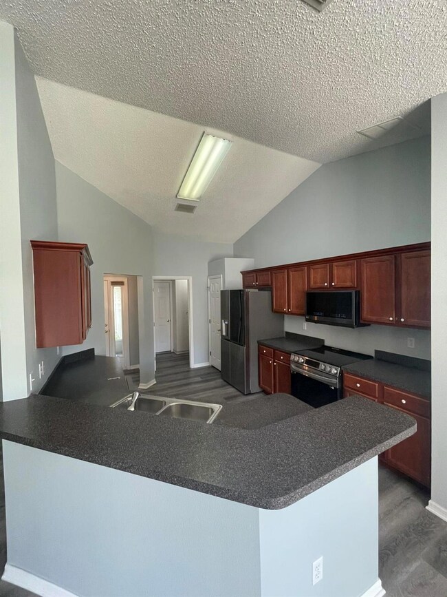 362 Columbus St, Sebastian, FL 32958 - photo 7