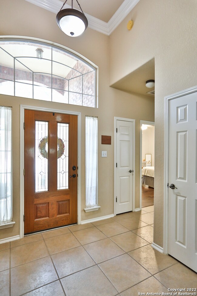 8527 Spicewood Bend, San Antonio, TX 78255 - photo 5