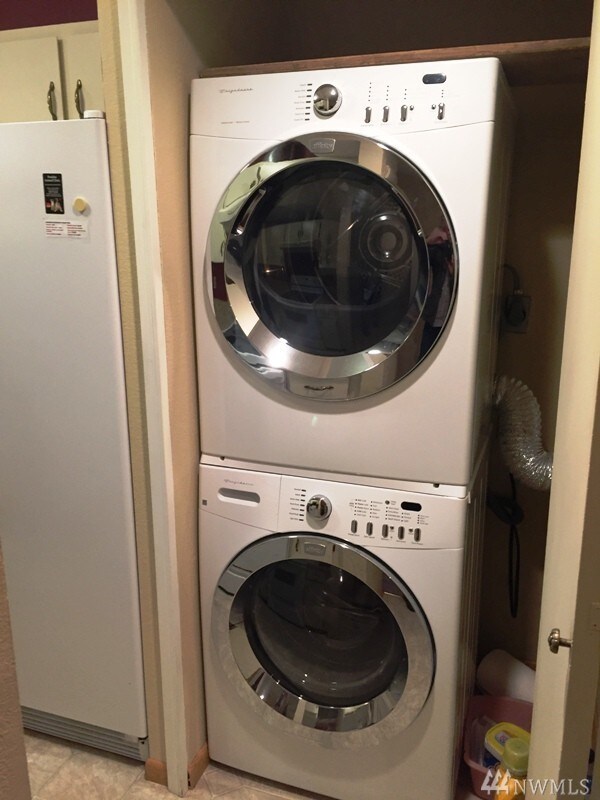 20145 Vikings Crest Loop NE unit 3-305, Poulsbo, WA 98370 - photo 6