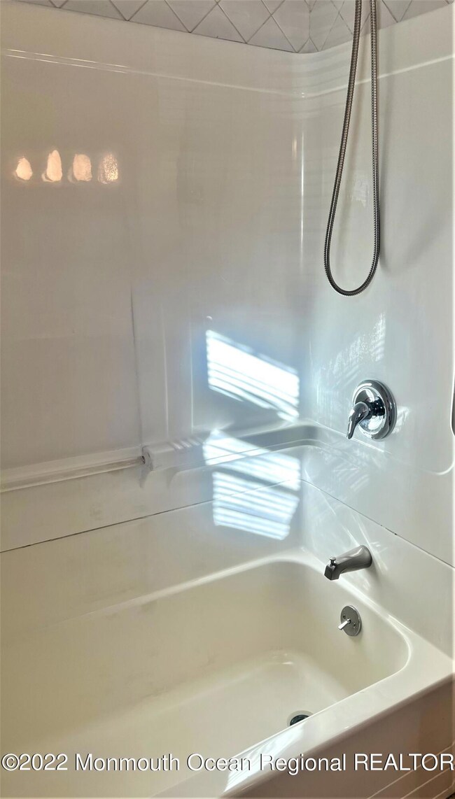 90 Division St, Keyport, NJ 07735 - photo 7