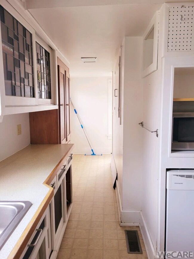 702 S Main St, Ada, OH 45810 - photo 5