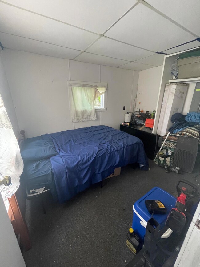 Bedroom1-2