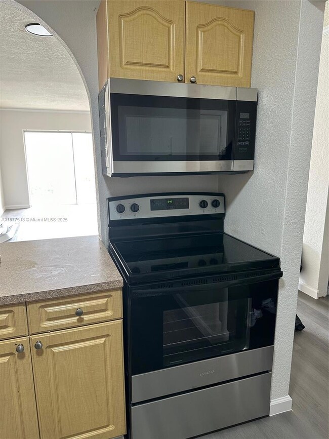 9972 SW 88th St unit 1126, Miami, FL 33176 - photo 3