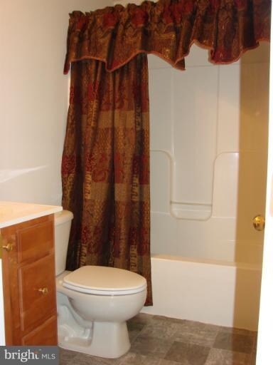 120 Julasar Dr, Winchester, VA 22602 - photo 4